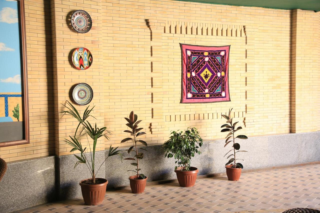 Hotel Mehribon Samarkand Exterior foto